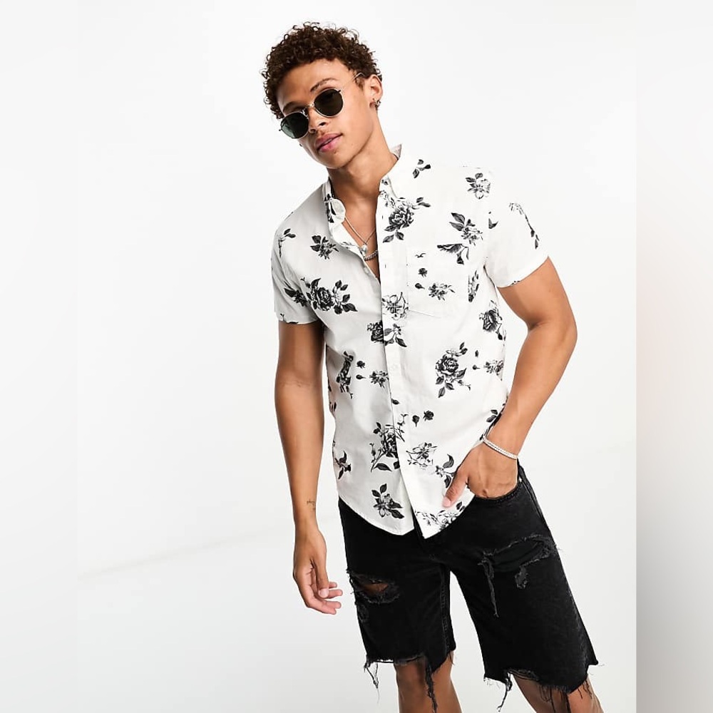 Hollister White and Black Floral Button Down Shirt